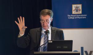 Associate Professor Ian Scott