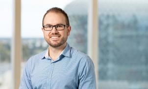 Associate Professor Luke Grzeskowiak